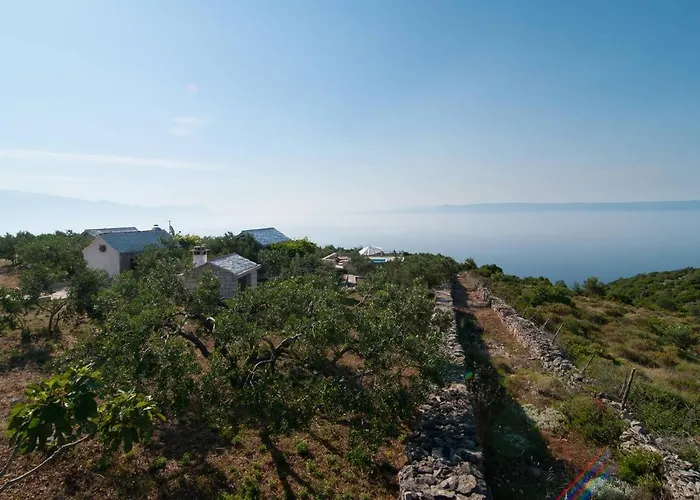 Casa de Férias Robinzonska Kuca Kanava Selca (Brac)