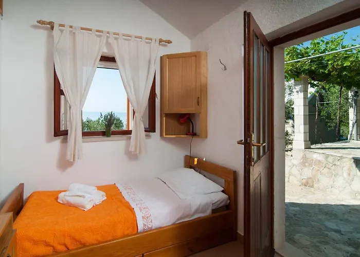 Robinzonska Kuca Kanava Casa de Férias