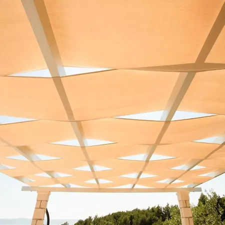 Dom wakacyjny Robinzonska Kuca Kanava Selca (Brac)