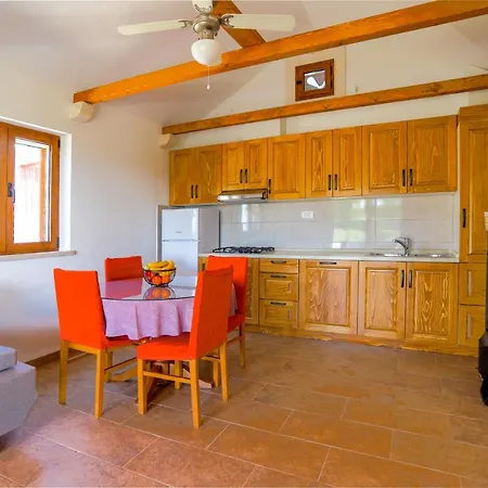 Robinzonska Kuca Kanava Dom wakacyjny Selca (Brac)